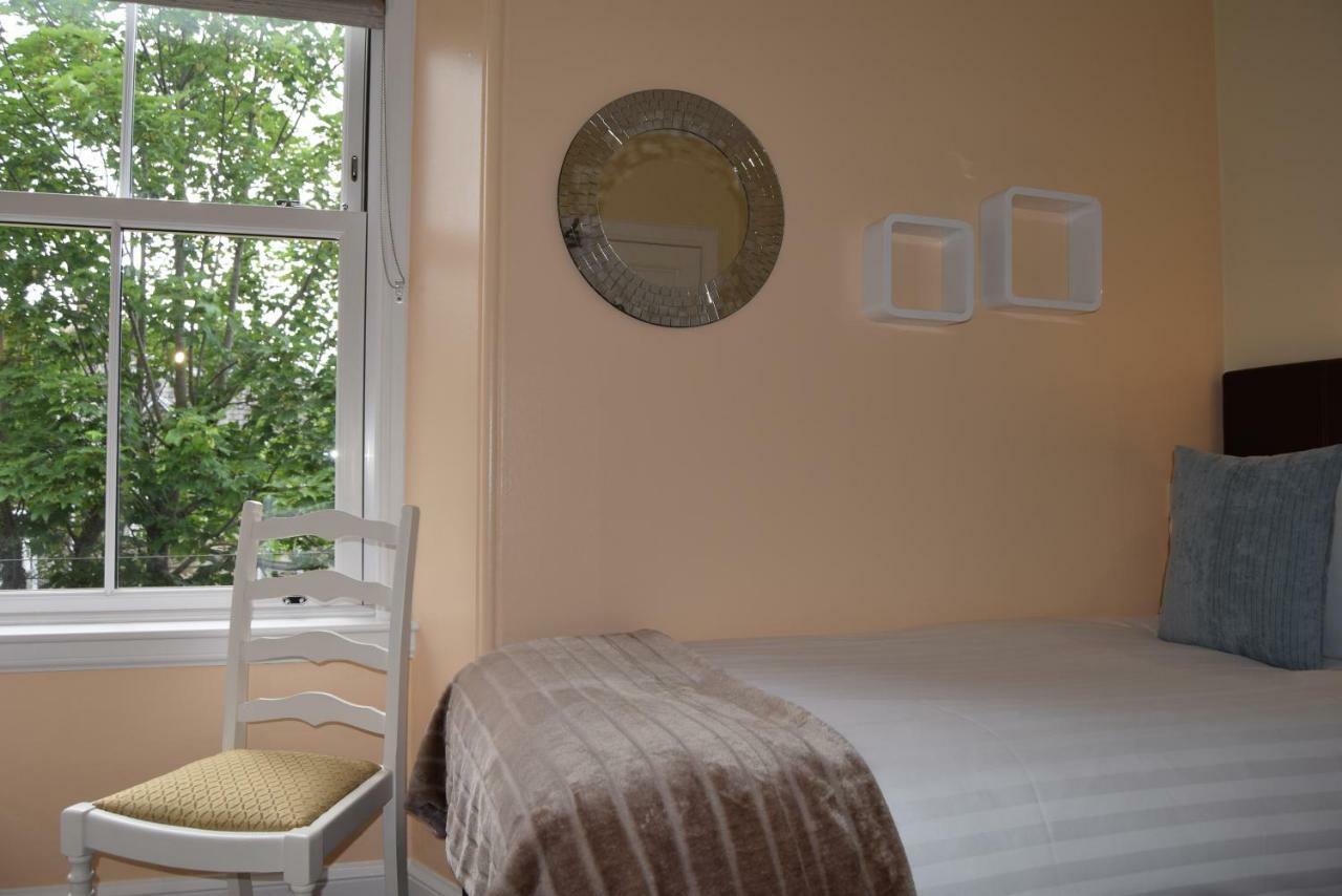 Willows Bed & Breakfast Pitlochry Exterior photo